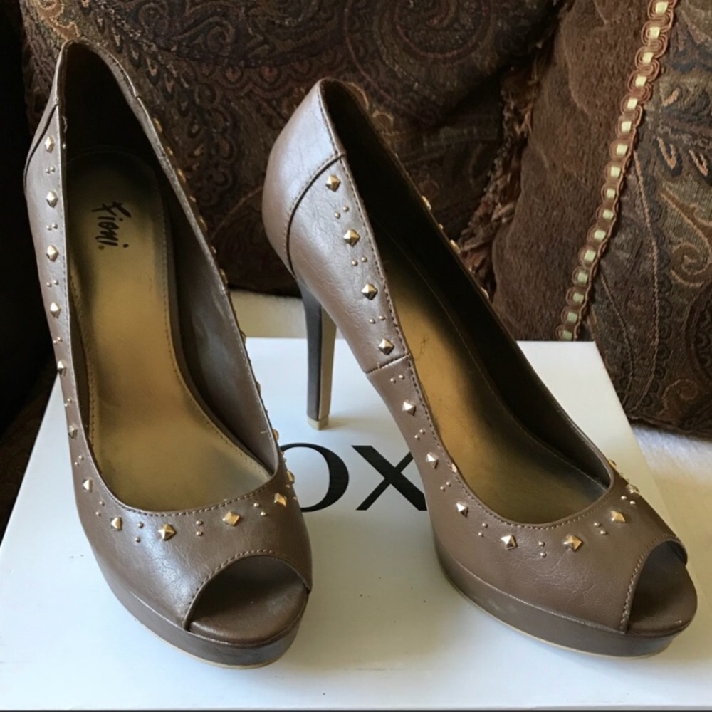 Fiona Platform Pumps